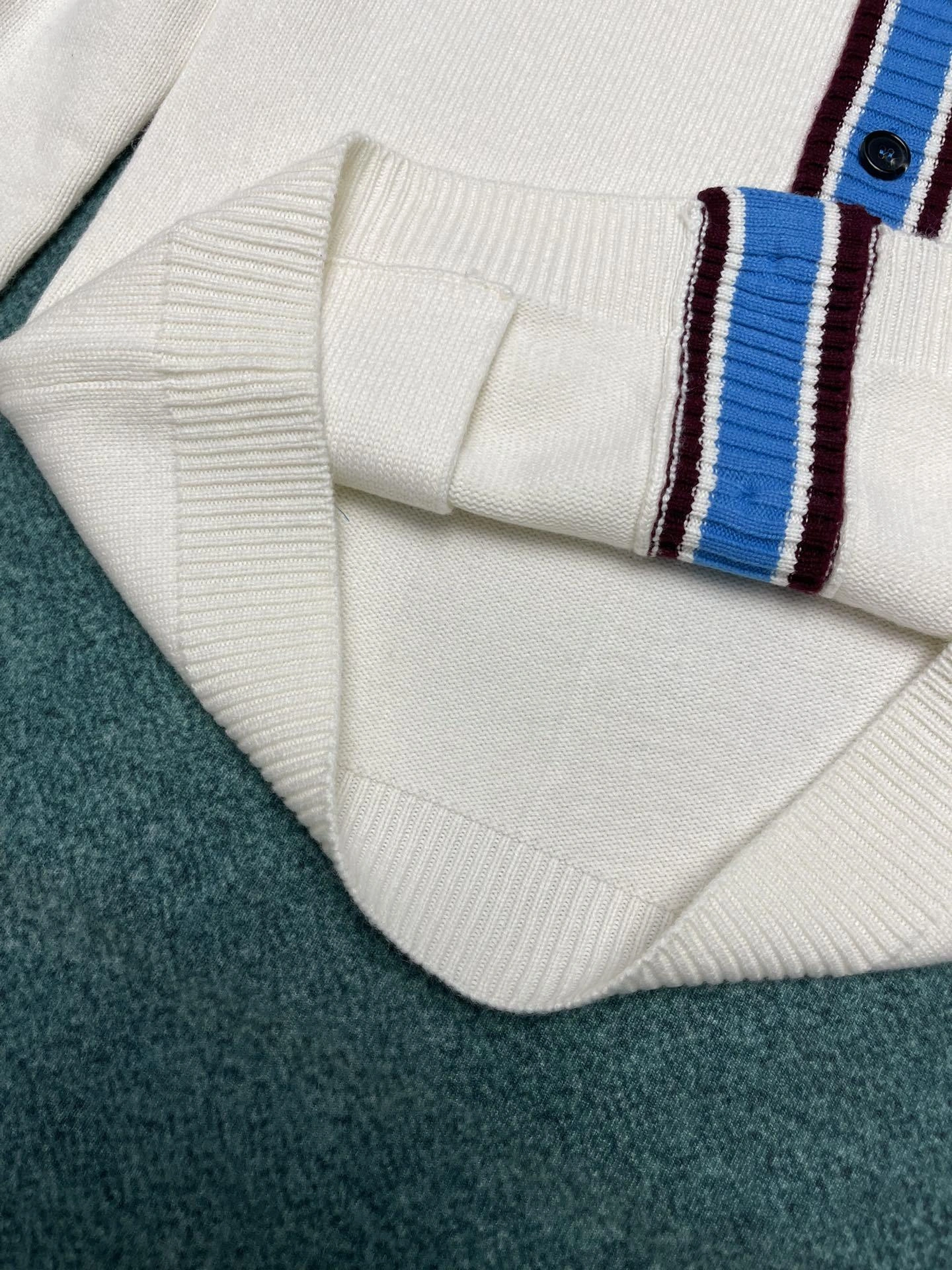 wg.luxury- 6u33i wool cashmere item:E-F409D0517